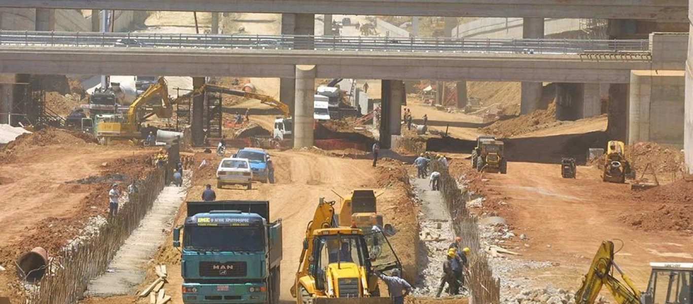 Καταργούν τον έλεγχο στα δημόσια έργα;